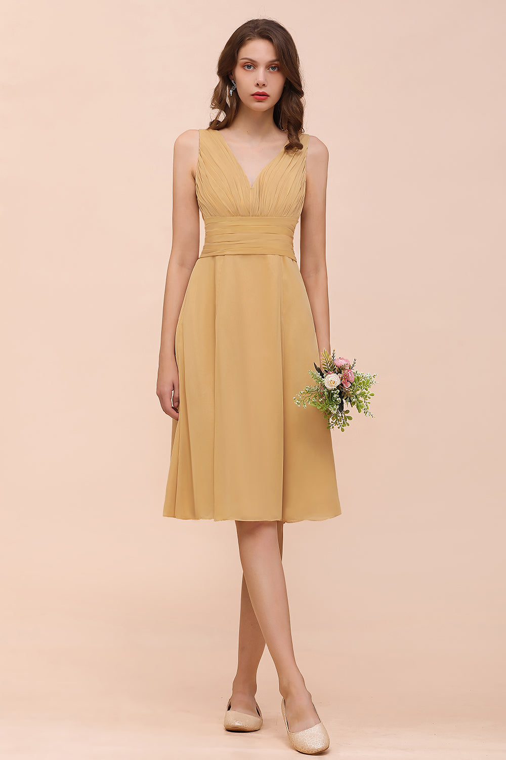 Affordable Gold Short A-line V-neck Chiffon Bridesmaid Dress with Bow Affordable Gold Short A-line V-neck Chiffon Bridesmaid Dress with Bow