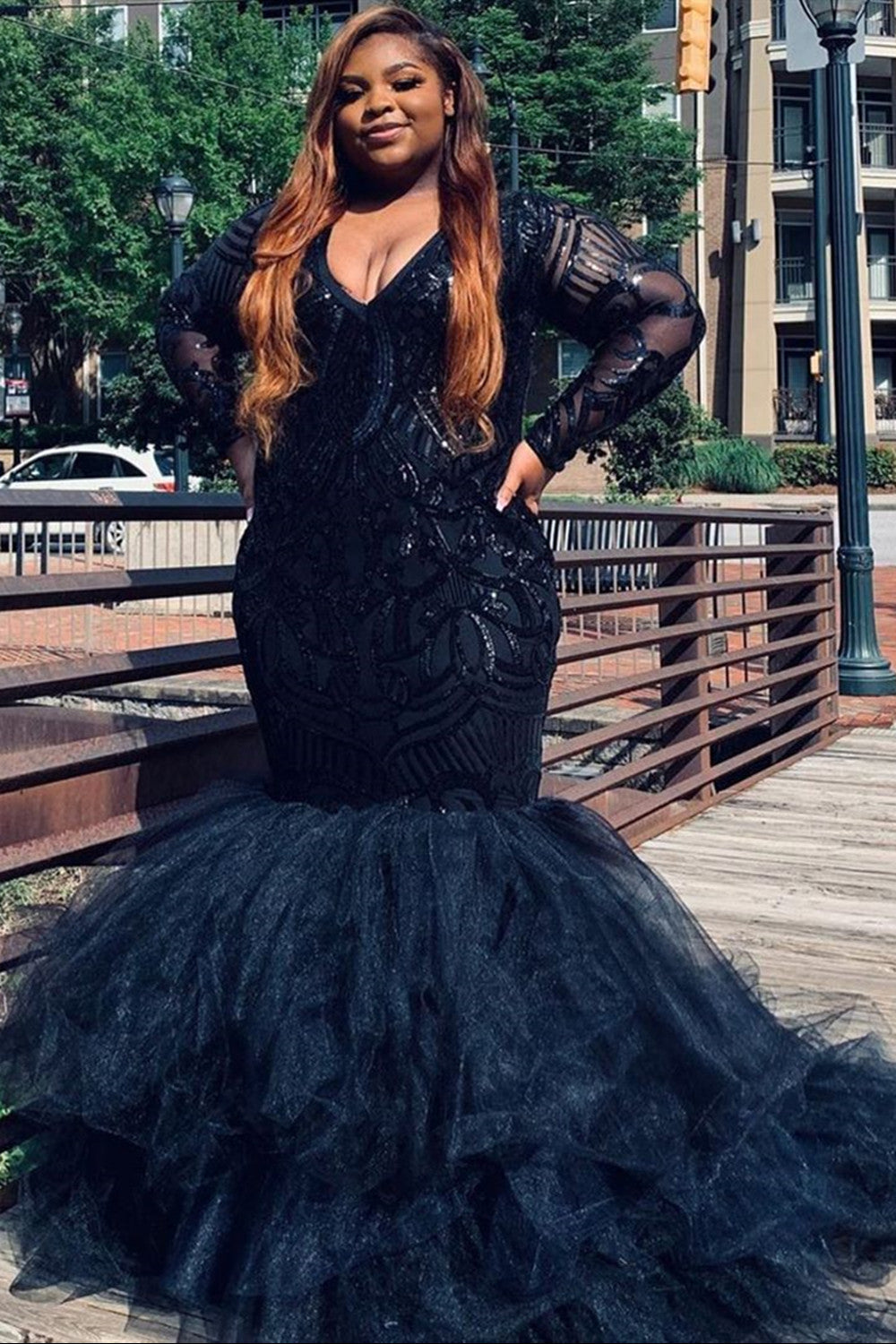 fitted lace wedding dress Black Long Mermaid V-Neck Sequins Tulle Prom Dress with Sleeves
