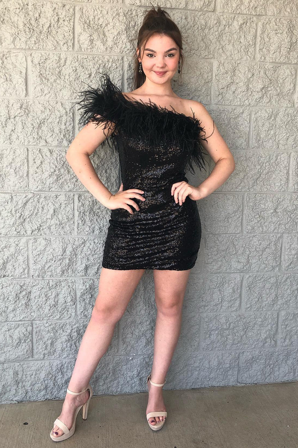 Black One Shoulder Sequins Short Homecoming Dress with Feathers Black One Shoulder Sequins Short Homecoming Dress with Feathers