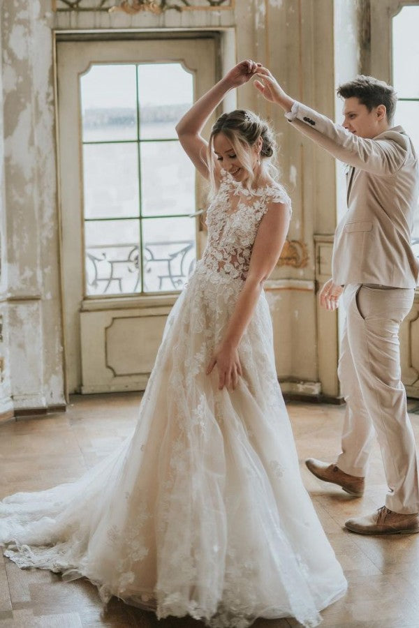 Boho Long A-line Tulle Wedding Dress with Lace Appliques Boho Long A-line Tulle Wedding Dress with Lace Appliques