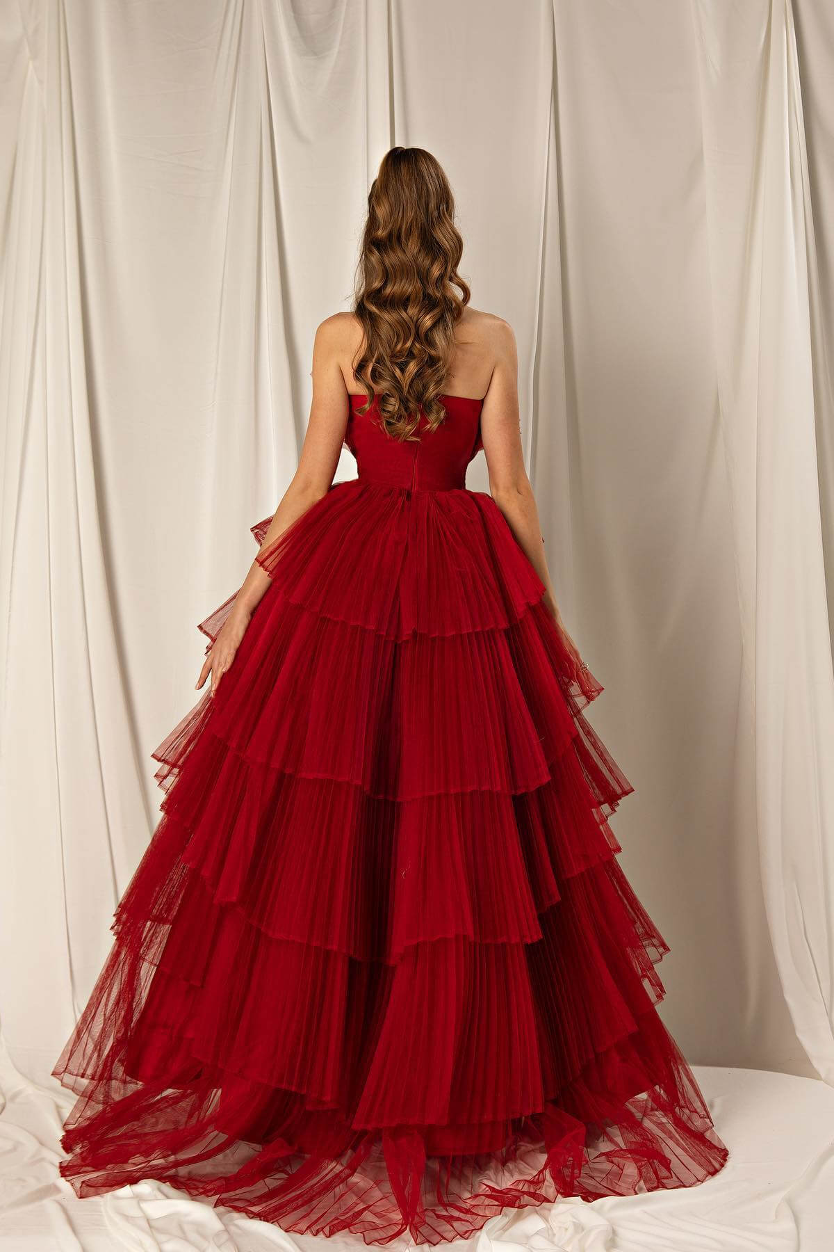 Burgundy Long A-line Strapless Sleeveless Tulle Prom Dresses with Laye –  BIZTUNNEL