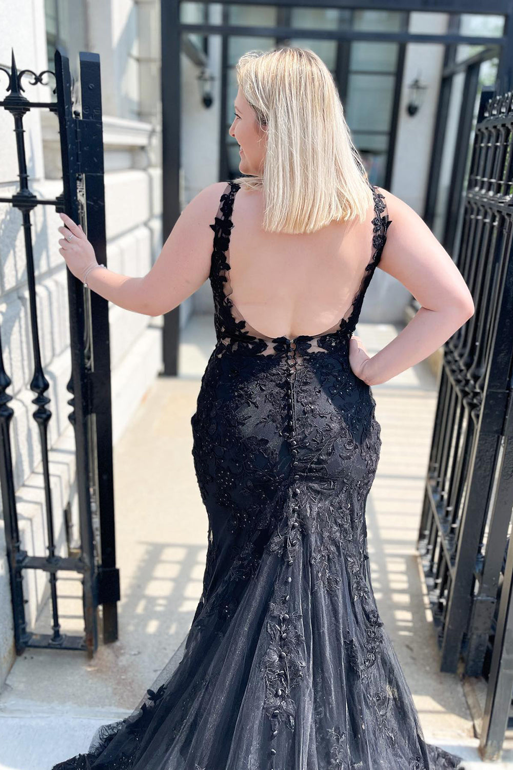 strapless open back dress Charming Black Long Mermaid V-Neck Lace Tulle Open Back Prom Dress