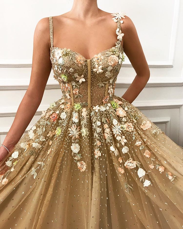 Chic A-line Spaghetti Straps Appliques Lace Long Prom Dress BIZTUNNEL Chic A-line Spaghetti Straps Appliques Lace Long Prom Dress BIZTUNNEL
