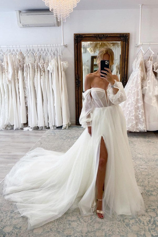 Chic Long Sleeves A-line Sweetheart Front Slit Tulle Wedding Dress with Chapel Train-BIZTUNNEL