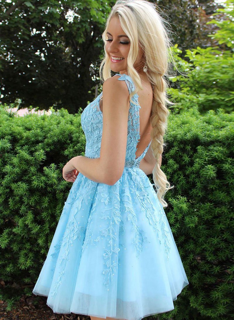 Chic Short A-Line Tulle Open Back Lace Homecoming Dress Chic Short A-Line Tulle Open Back Lace Homecoming Dress