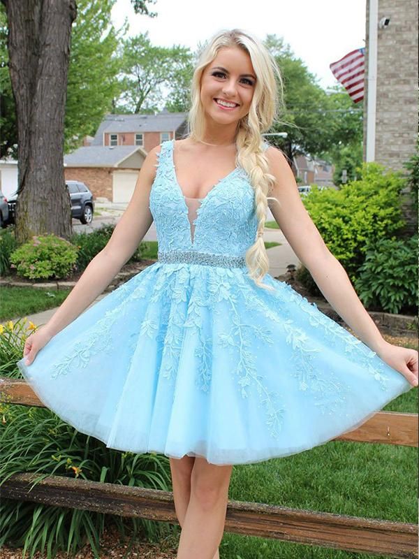 Chic Short A-Line Tulle Open Back Lace Homecoming Dress Chic Short A-Line Tulle Open Back Lace Homecoming Dress