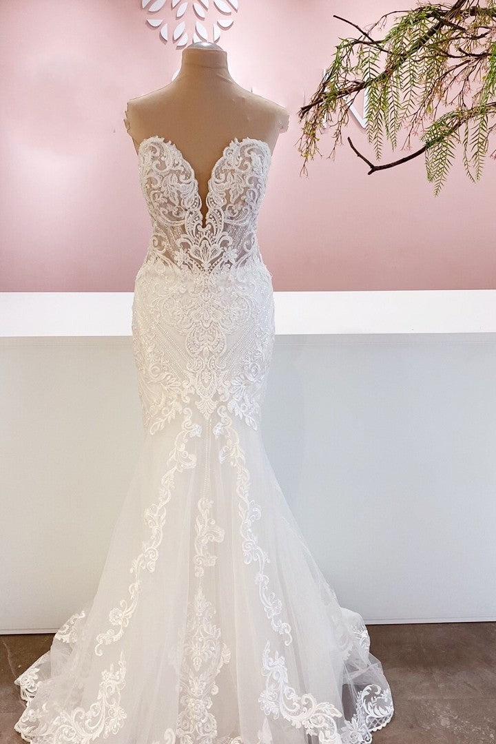 knee length dresses for ladies V-neck Sleeveless Mermaid Backless Lace Pocket Wedding Dress With Court  Train,MW398