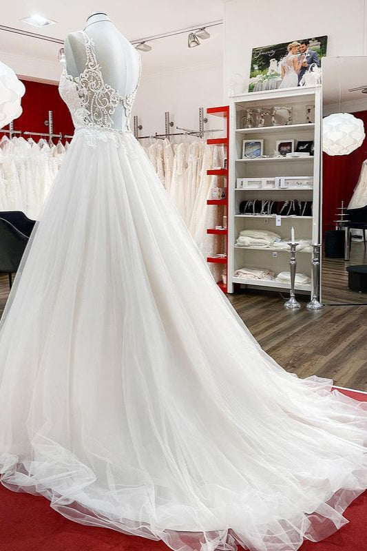 Wholesale A-Line/Princess Tulle V-neck Ruffles Sleeveless Floor-Length Wedding Dresses main image 0
