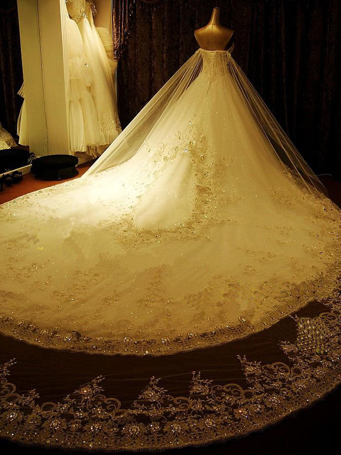 wedding dresses with crystals beading Elegant Long A Line Sweetheart Appliques Crystal Beading Wedding Dress
