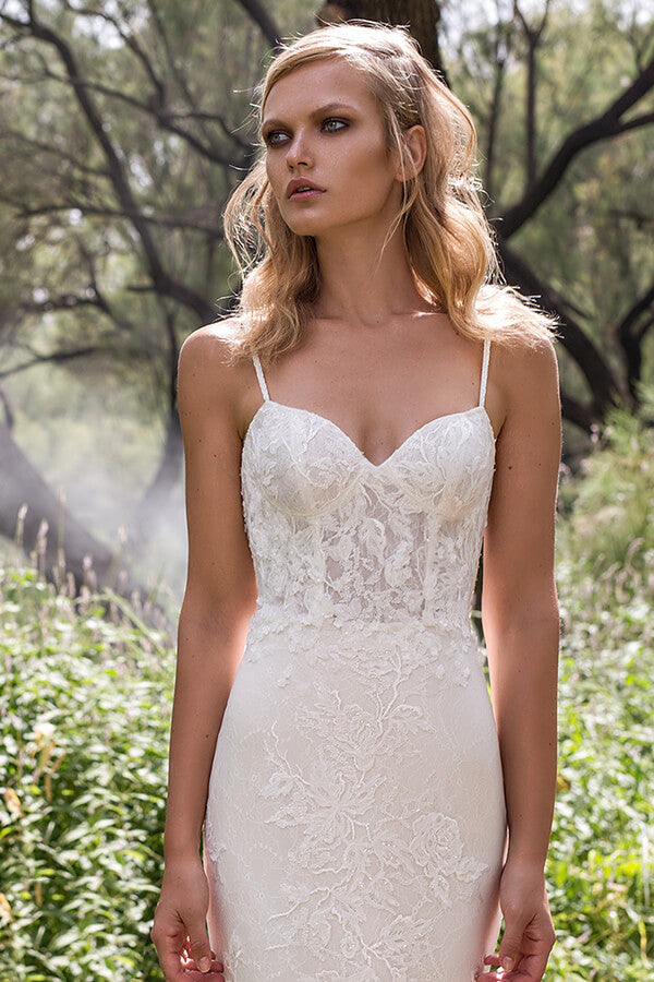Beautiful Long Mermaid Spaghetti Straps Lace Sleeveless Wedding Dress main image 1