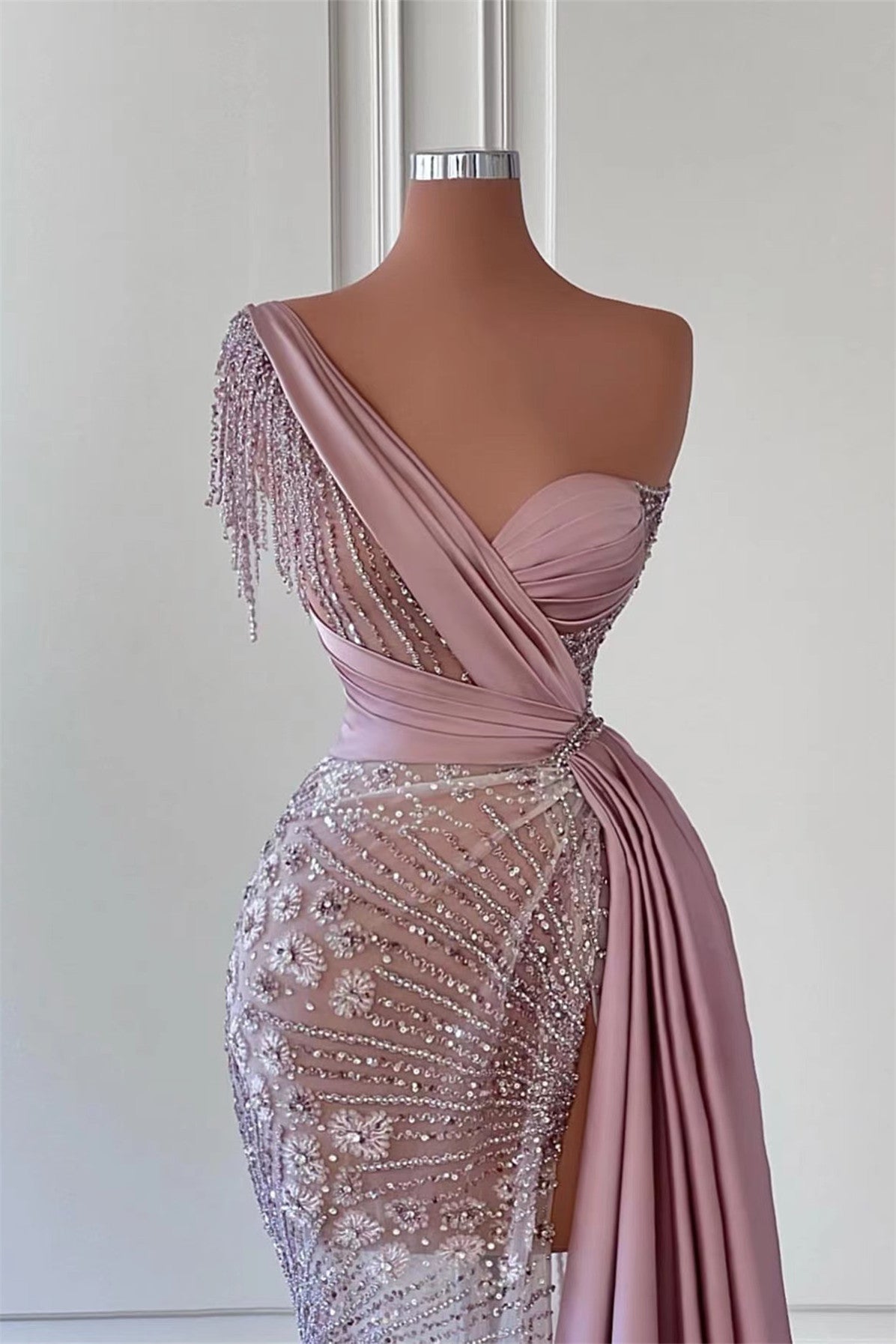 Gorgeous Sequined One Shoulder Mermaid Prom Dress With Slit main image 1