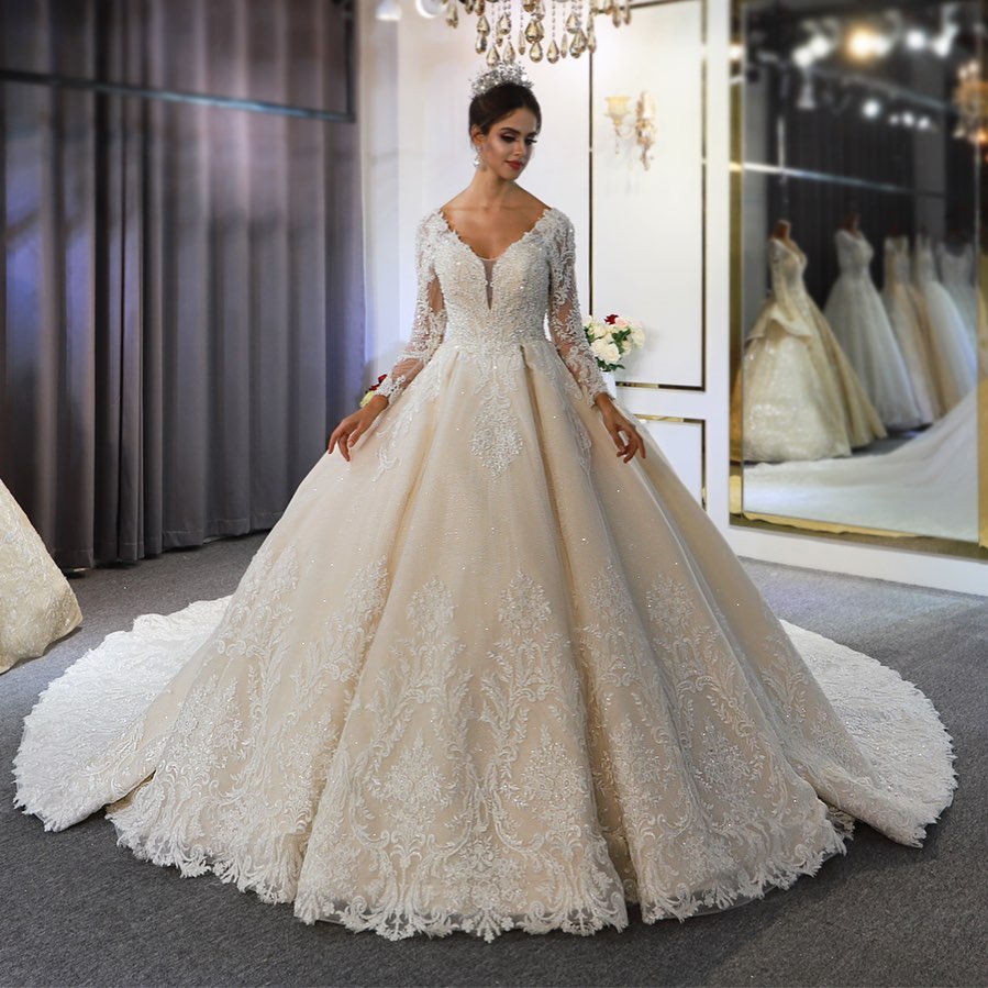 Luxury Sweetheart Strapless Tulle Wedding Dress A-Line Appliques Lace With Detachable Sleeves