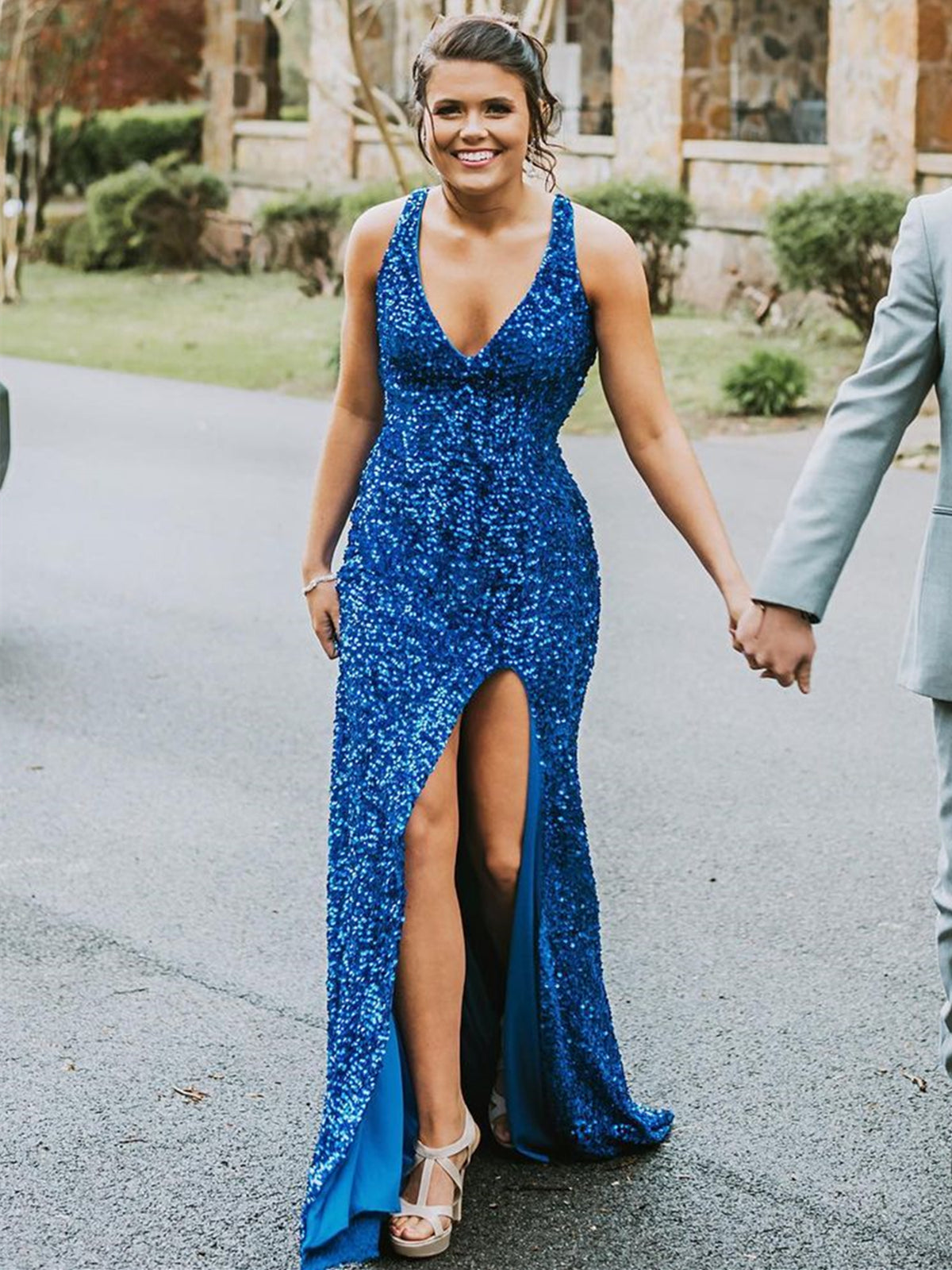 Long Mermaid V-neck Sequined Backless Prom Dress with Slit Blue Formal BIZTUNNEL Long Mermaid V-neck Sequined Backless Prom Dress with Slit Blue Formal BIZTUNNEL
