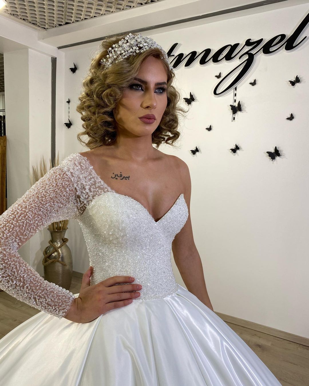 Sweetheart Ruched Satin Ball Gown Delicate Lace-Up Prom Dress Daffodil