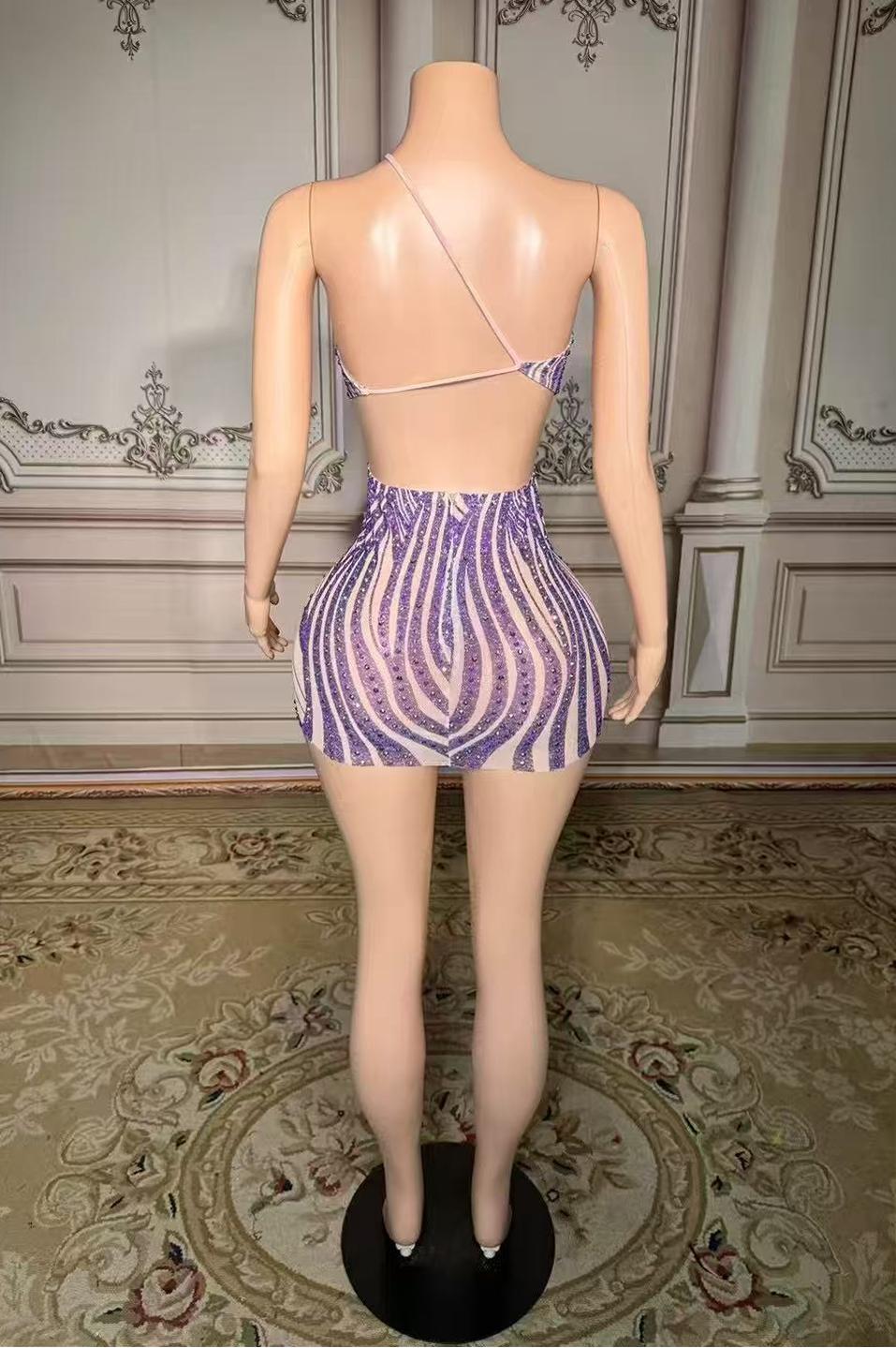 mini sexy dress diamond Sexy One-Shoulder Mini Tulle Homecoming Dress with Diamonds – BIZTUNNEL