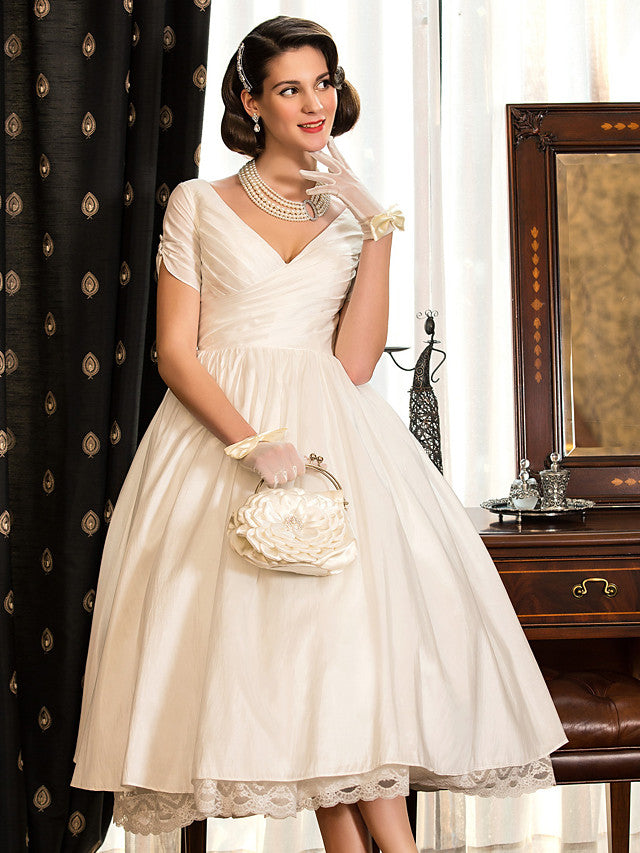 1950s Vintage Short A-Line V Neck Wedding Dresses with Sleeves 1950s Vintage Short A-Line V Neck Wedding Dresses with Sleeves
