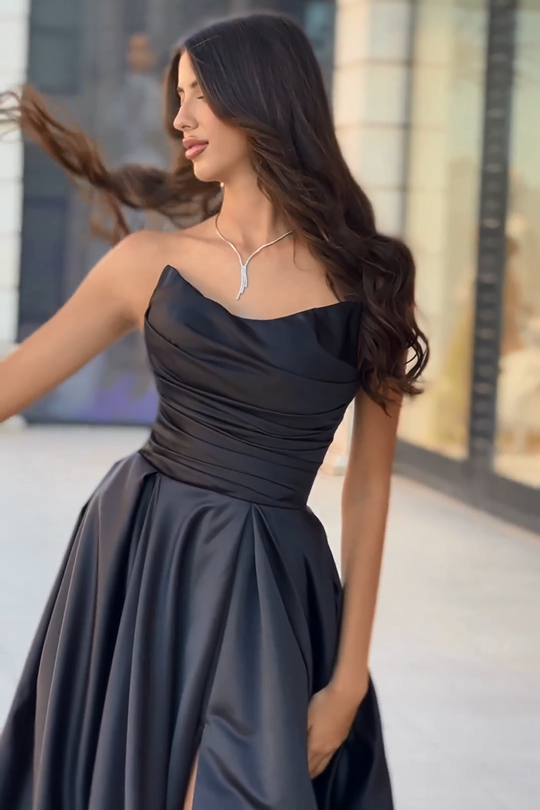 Elegant Black Sleeveless Strapless Prom Dress with Slit for Christmas Sale