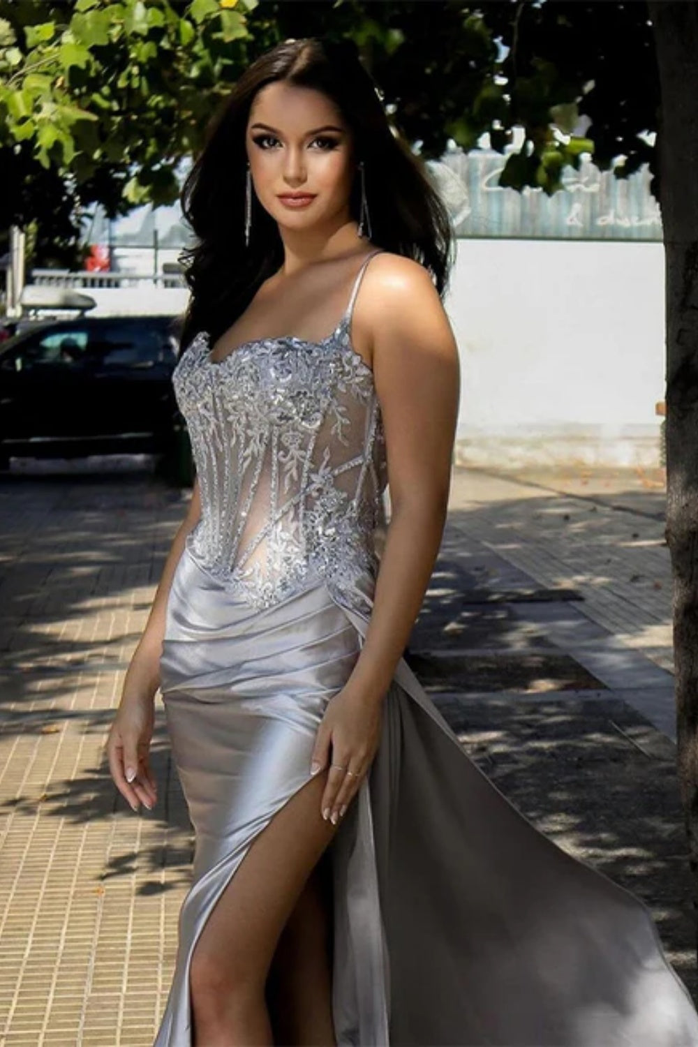 Biztunnel Black Spaghetti Strap Beaded Sleeveless Mermaid Evening Dress with Split