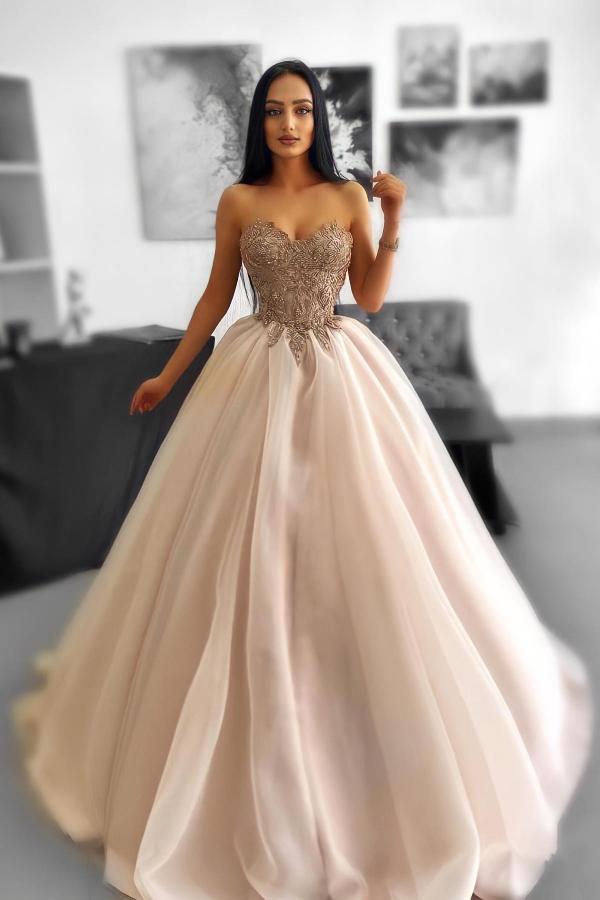 Beautiful A-Line Sweetheart Strapless Tulle Floor-Length Prom Dresses