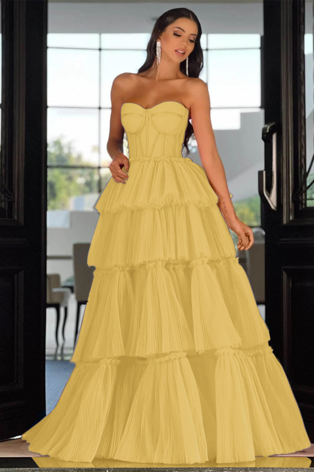 Biztunnel Elegant Fuchsia Sweetheart Long Sleeveless Prom Dress with Cascading Ruffles