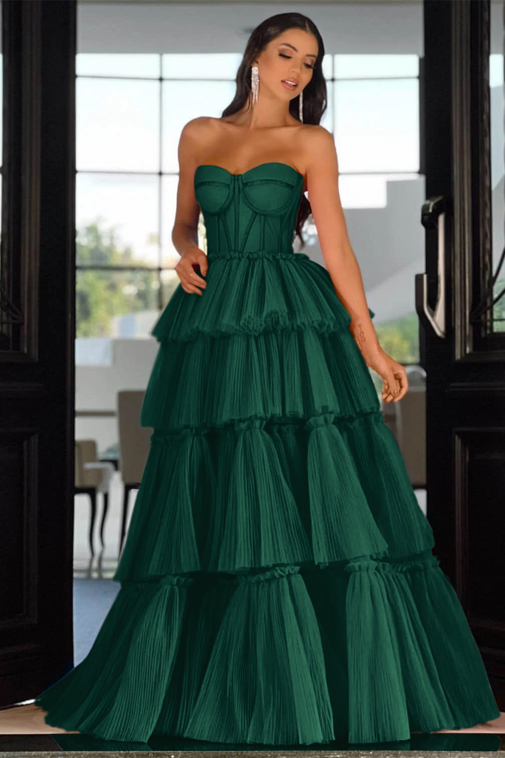 Biztunnel Elegant Fuchsia Sweetheart Long Sleeveless Prom Dress with Cascading Ruffles