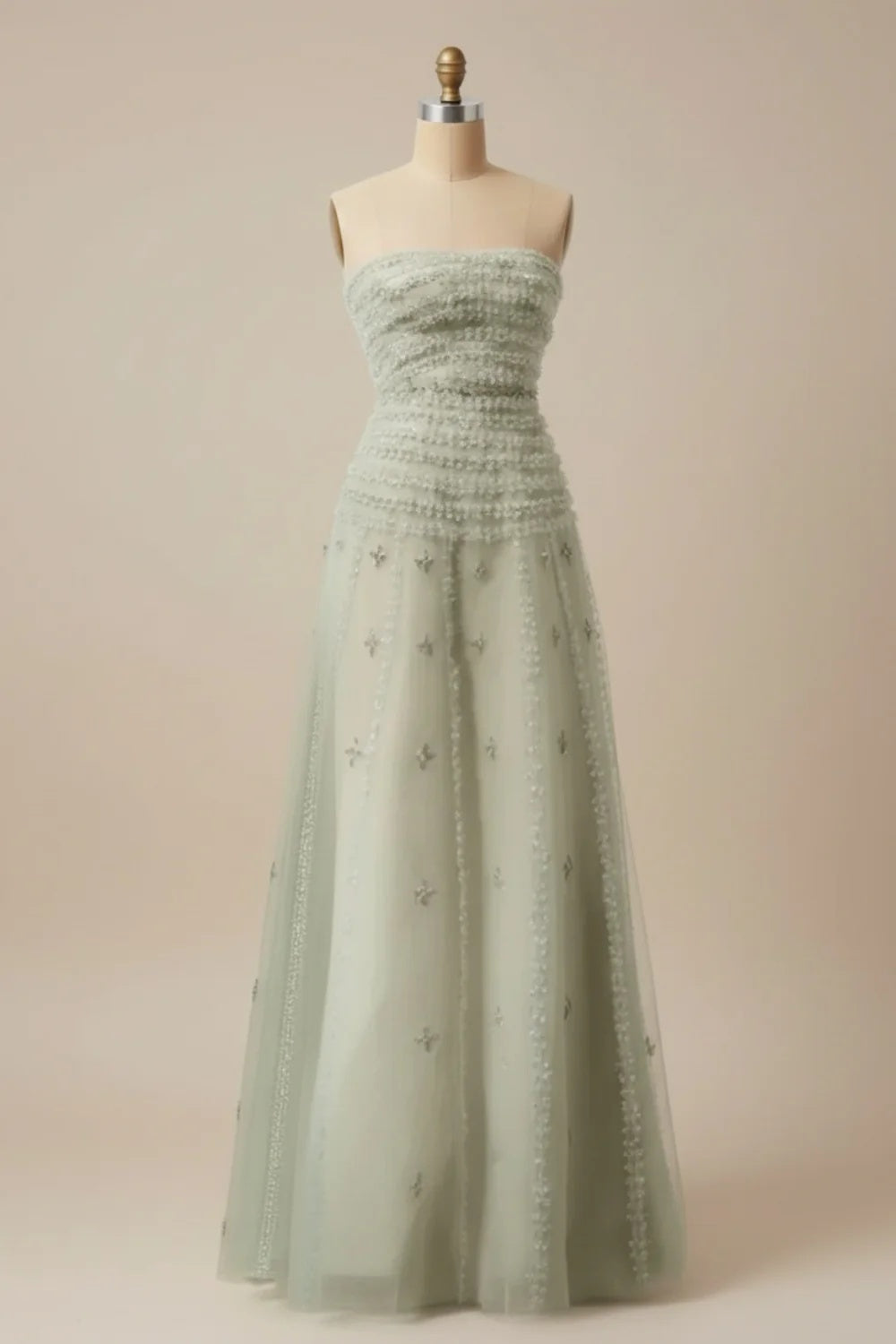 Biztunnel Elegant Sleeveless Sage Green A-line Strapless Formal Dress with Appliques