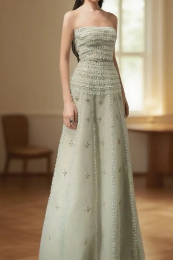 Biztunnel Elegant Sleeveless Sage Green A-line Strapless Formal Dress with Appliques