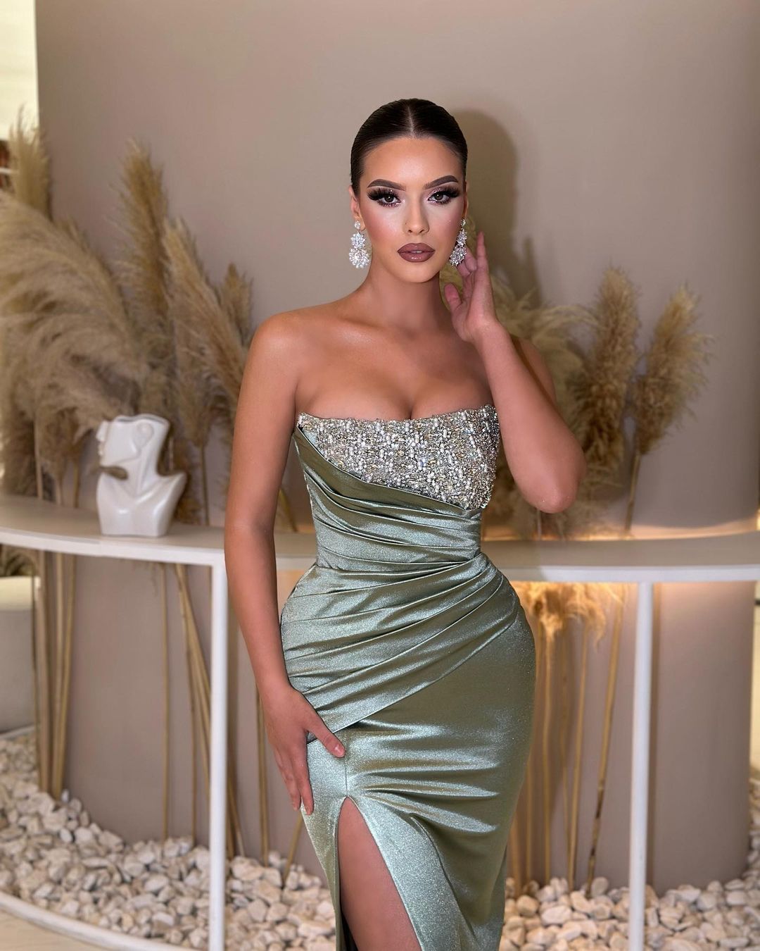 Biztunnel Satin Strapless Draped Mermaid Evening Dress With High Slit