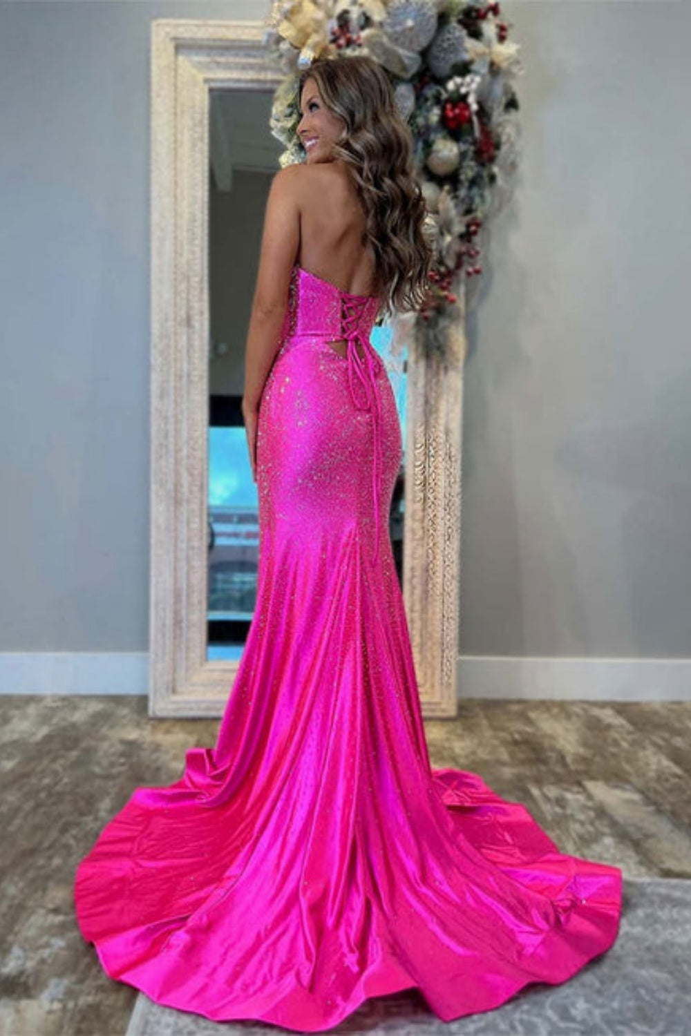 Biztunnel Sweetheart Sequined High-split Mermaid Prom Dress with Keyhole