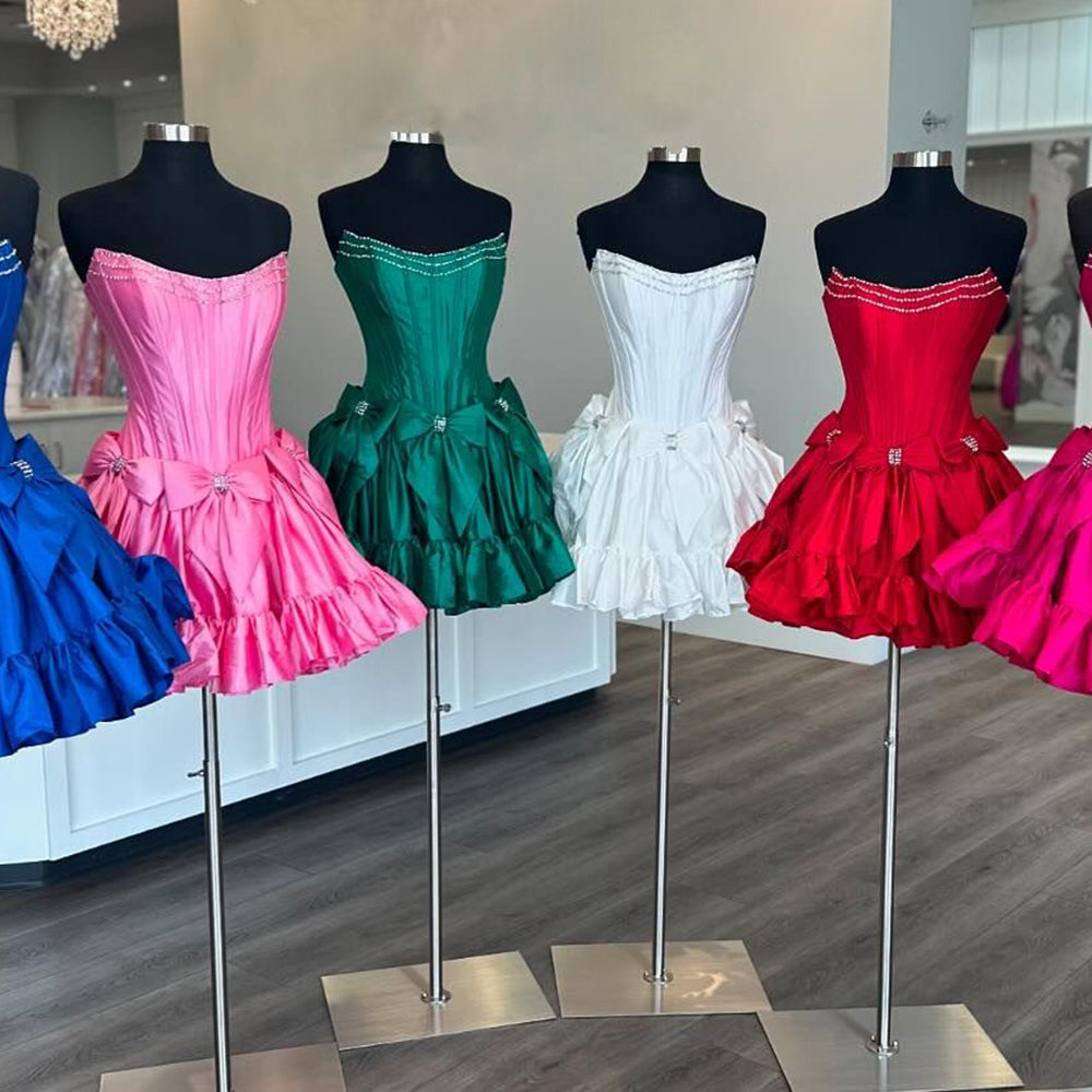 
                  
                     A Line Fuchsia Strapless Corset Short Homecoming Dress With Bow
                  
                