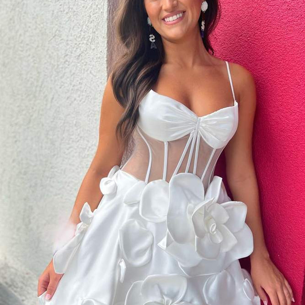 
                  
                     A Line Yellow Corset Short Homecoming Dress With 3D Flowers
                  
                