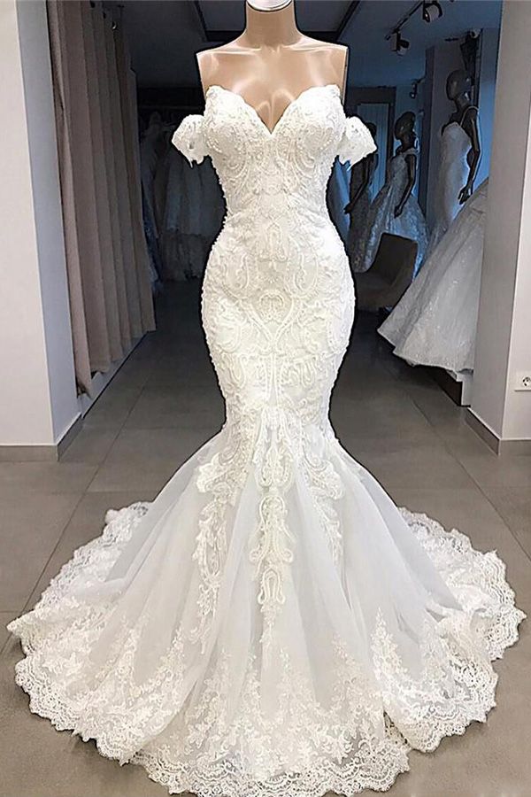 Amazing Long Mermaid Sweetheart Appliqued Lace Wedding Dress with Sleeves-BIZTUNNEL