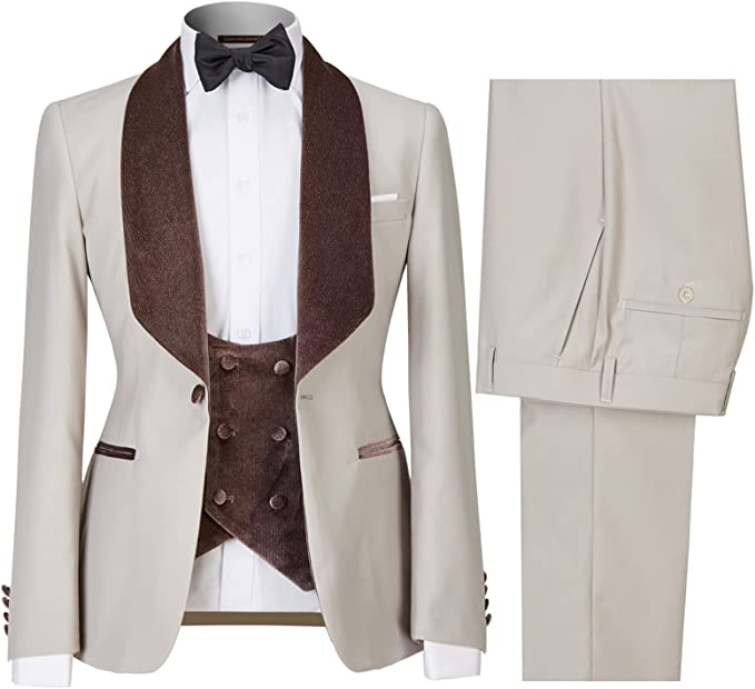 
                  
                    Arthur Chic Beige Shawl Lapel Three Pieces Men Suits For Wedding
                  
                