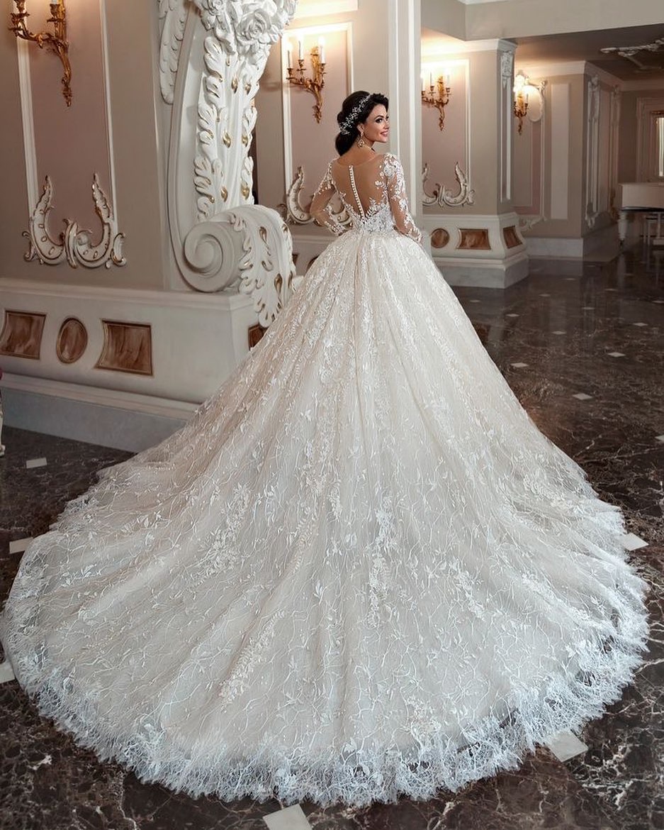Long Sleeve A-Line Bateau Appliques Lace Sequins Wedding Dress