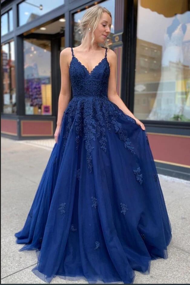Beautiful Long A-line V-neck Tulle Backless Prom Dress with Appliques Lace-BIZTUNNEL