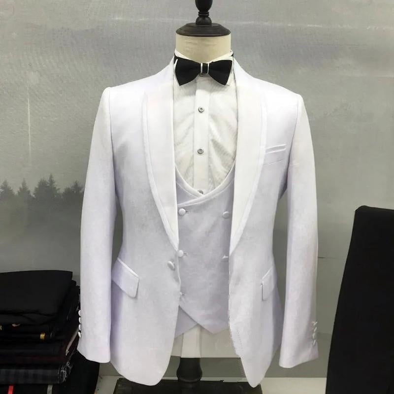 
                  
                    Caleb Simple White Shawl Lapel Three Pieces Wedding Suits
                  
                