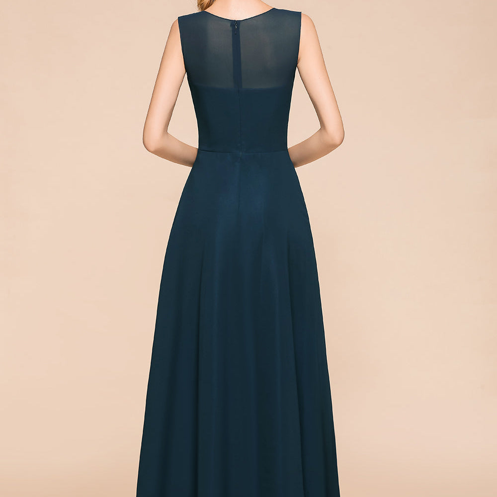 Chic Long A-line Bateau Chiffon Bridesmaid Dresses With Ruched Chic Long A-line Bateau Chiffon Bridesmaid Dresses With Ruched