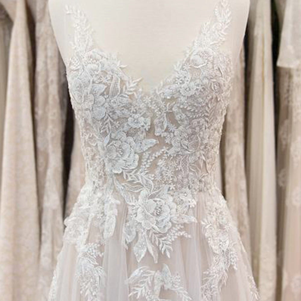 
                  
                    Chic Long A line V neck Appliques Lace Tulle Wedding Dress-BIZTUNNEL
                  
                