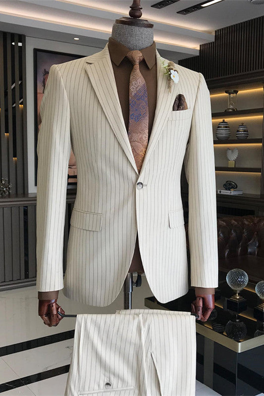 Amos Chic White Striped Notched Lapel Slim Fit Men Suits For Prom