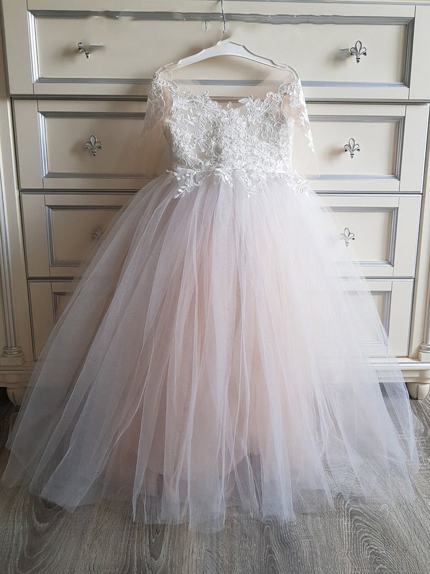 Cute Long Princess Boho Flower Girl Dresses with Sleeves – BIZTUNNEL