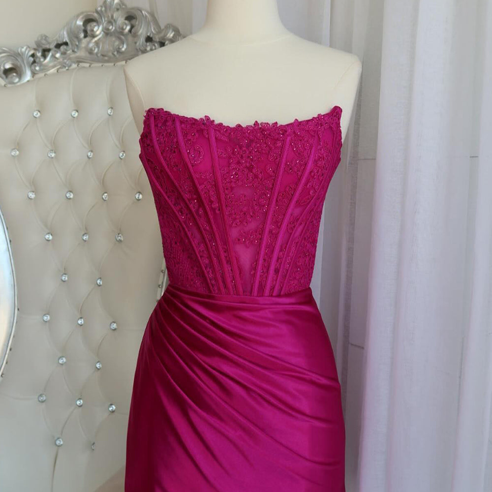 
                  
                    Dark Green Strapless Satin Corset Tight Short Homecoming Dress (Gloves not Included)
                  
                