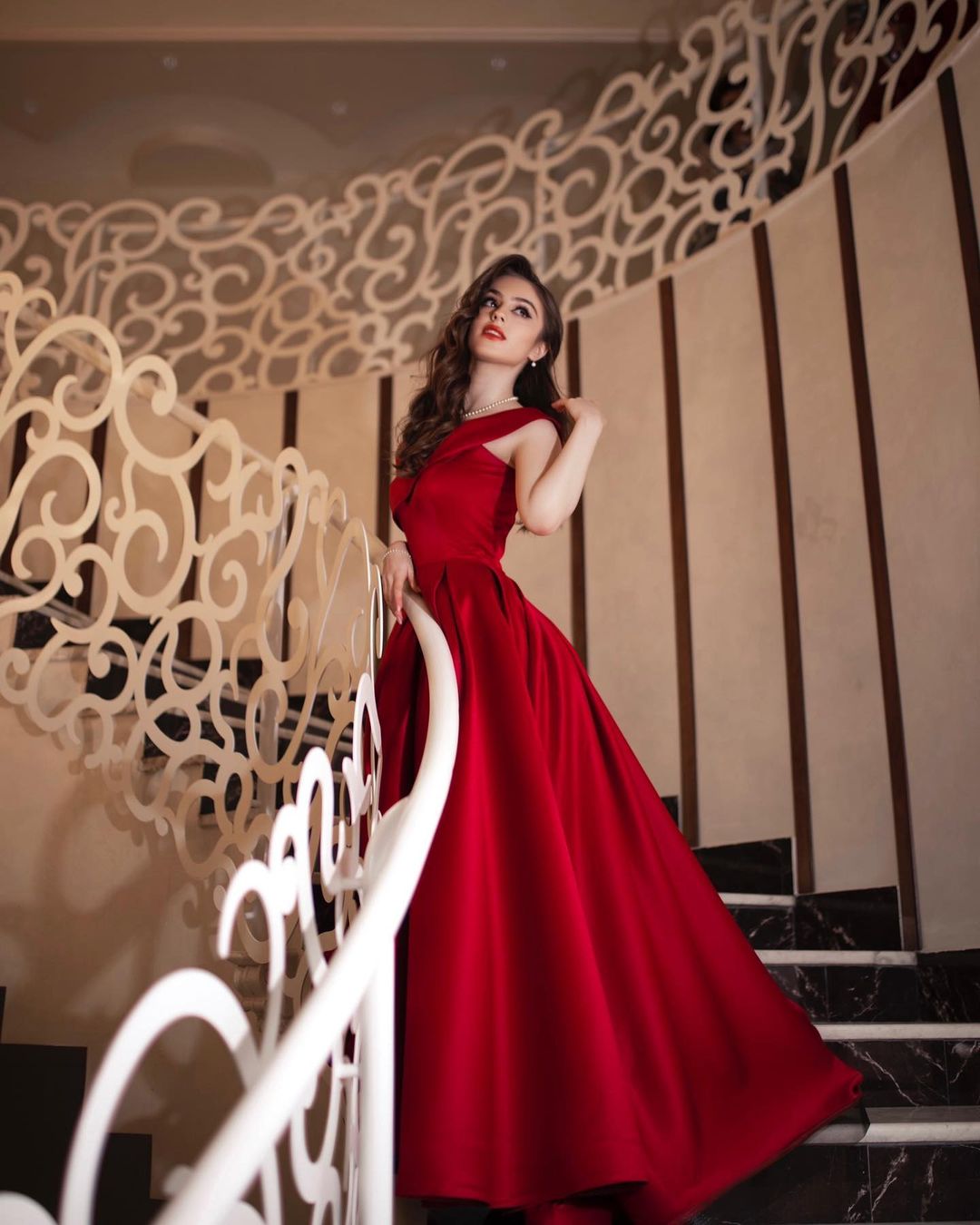 Elegant Long A-line Off-the-shoulder Satin Red Prom Dress Elegant Long A-line Off-the-shoulder Satin Red Prom Dress