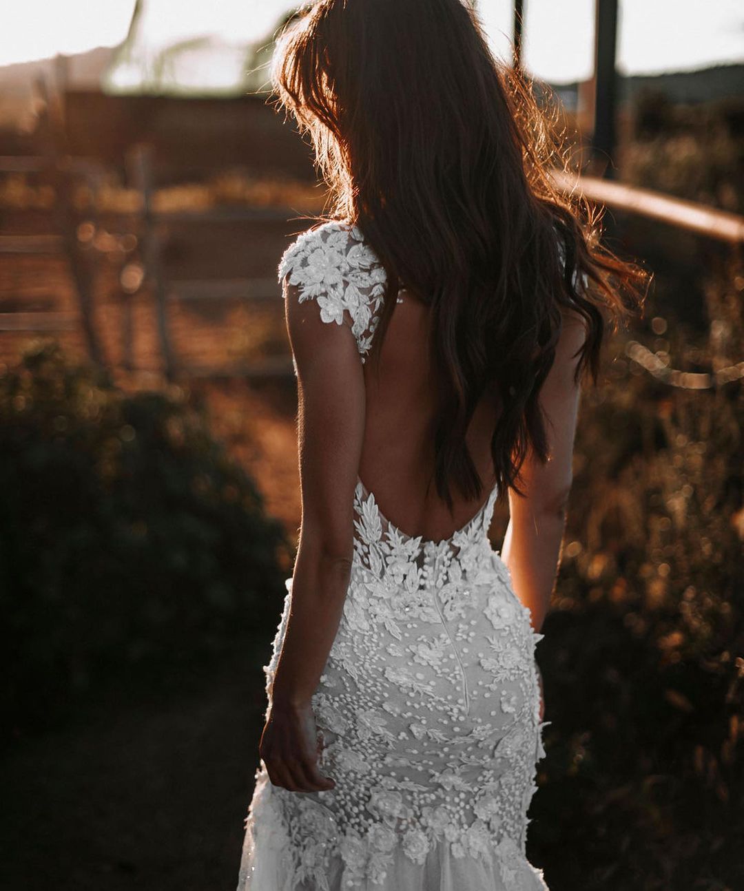 Long Mermaid Sweetheart Appliques Lace Tulle Wedding Dress main image 1
