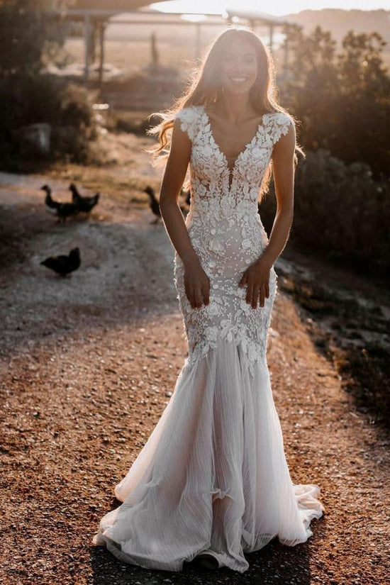 Elegant Long Mermaid Sweetheart Tulle Lace Backless Wedding Dress-BIZTUNNEL