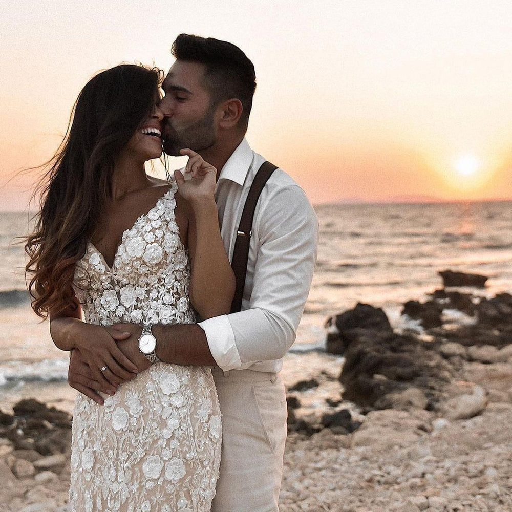 
                  
                    Elegant Long Mermaid V-neck Floral Lace Backless Wedding Dress-BIZTUNNEL
                  
                