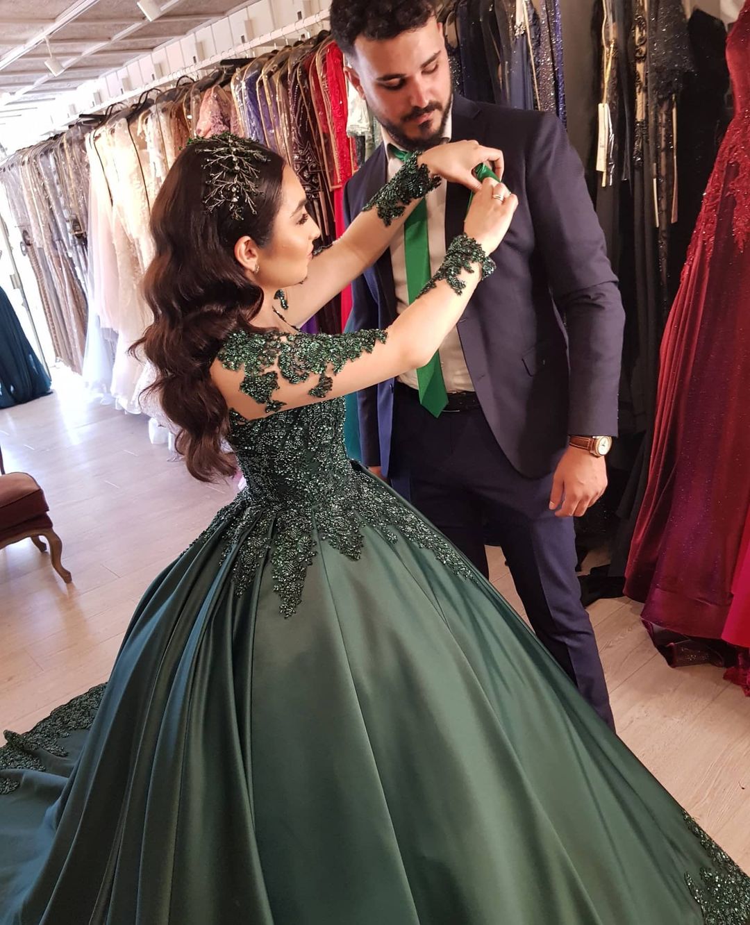 Elegant Long Sleeves Sweetheart Lace Satin Ball Gown Prom Dresses Elegant Long Sleeves Sweetheart Lace Satin Ball Gown Prom Dresses