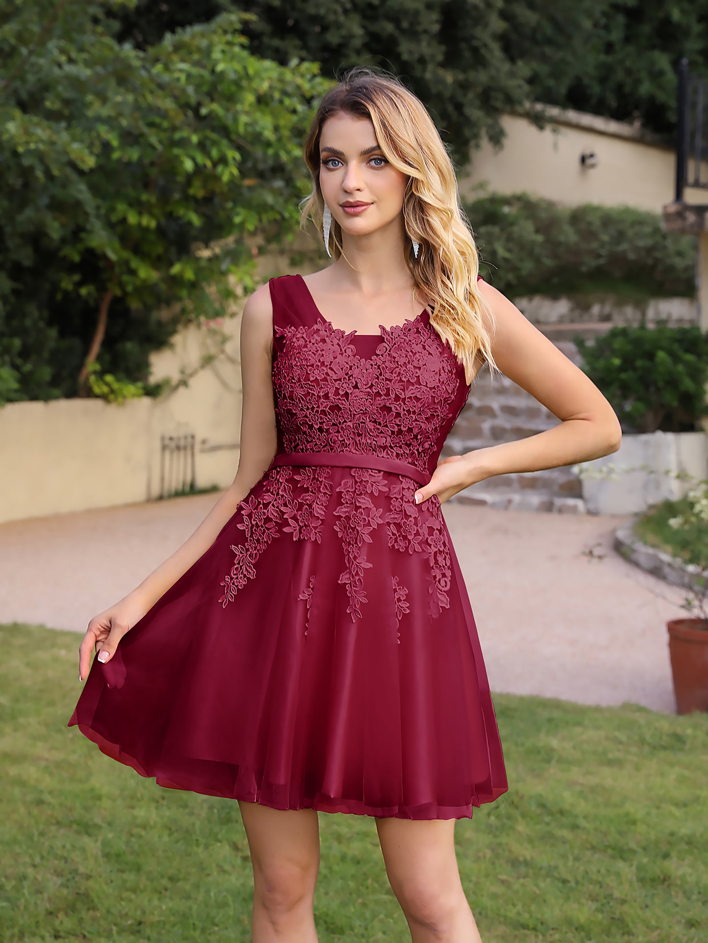 Elegant Short A-line Mini Tulle Formal Dress with Lace Appliques BIZTUNNEL Elegant Short A-line Mini Tulle Formal Dress with Lace Appliques BIZTUNNEL