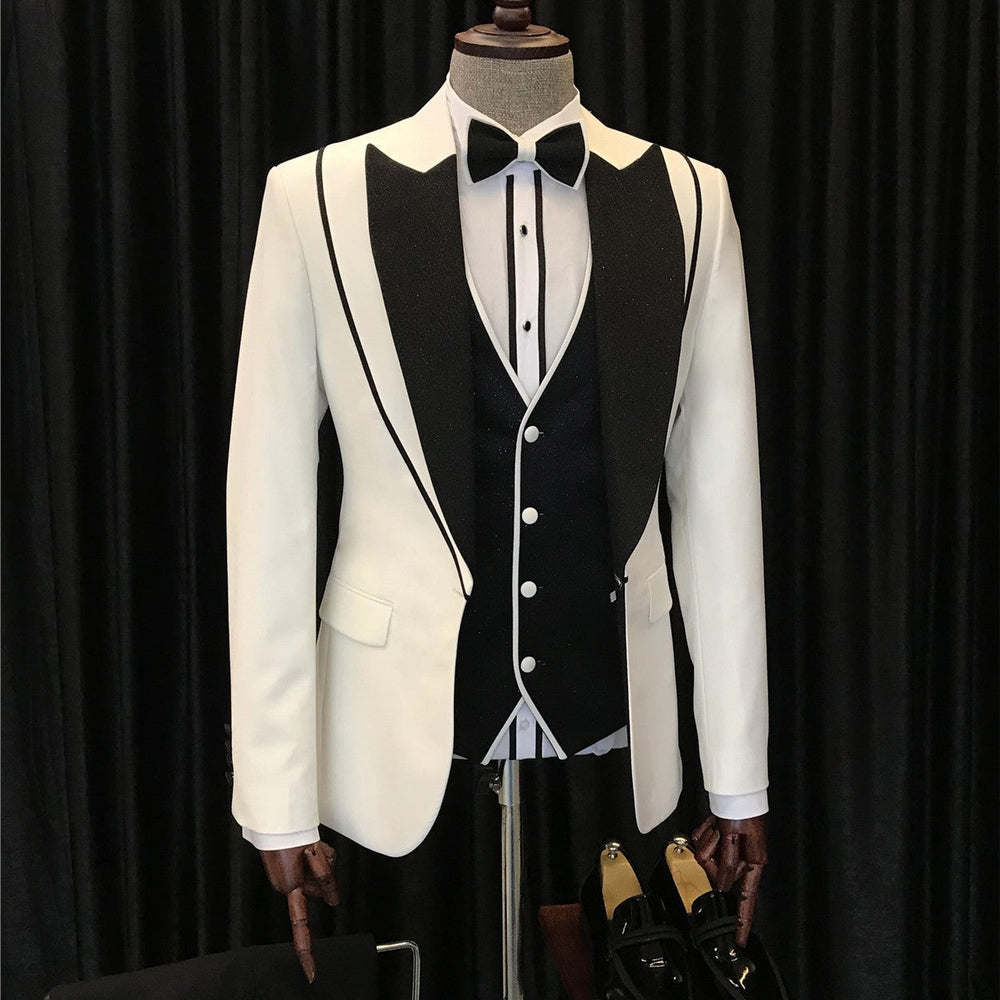 
                  
                    Evan Modern White Three Pieces Peaked Laple Fashion Men Suit
                  
                