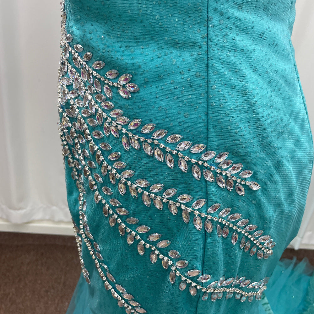 
                  
                    Long Off-the-Shoulder Formal Mermaid Evening Dresses with Beading
                  
                