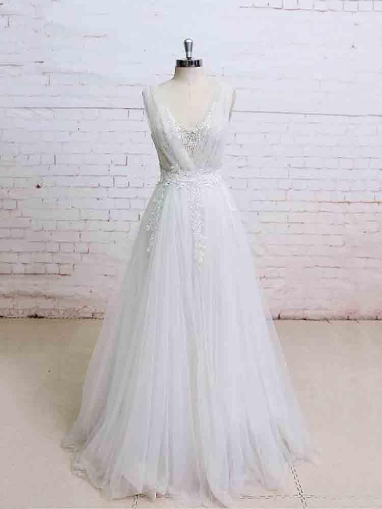 Glamorous Long A-line V-Neck Backless Tulle Wedding Dresses-BIZTUNNEL